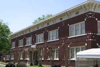 El Dorado Apartments